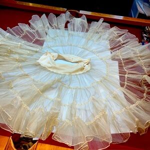 Vtg Her Majesty Petticoat P12 Crinoline Square Dance Rockabilly Punk VERY THICK